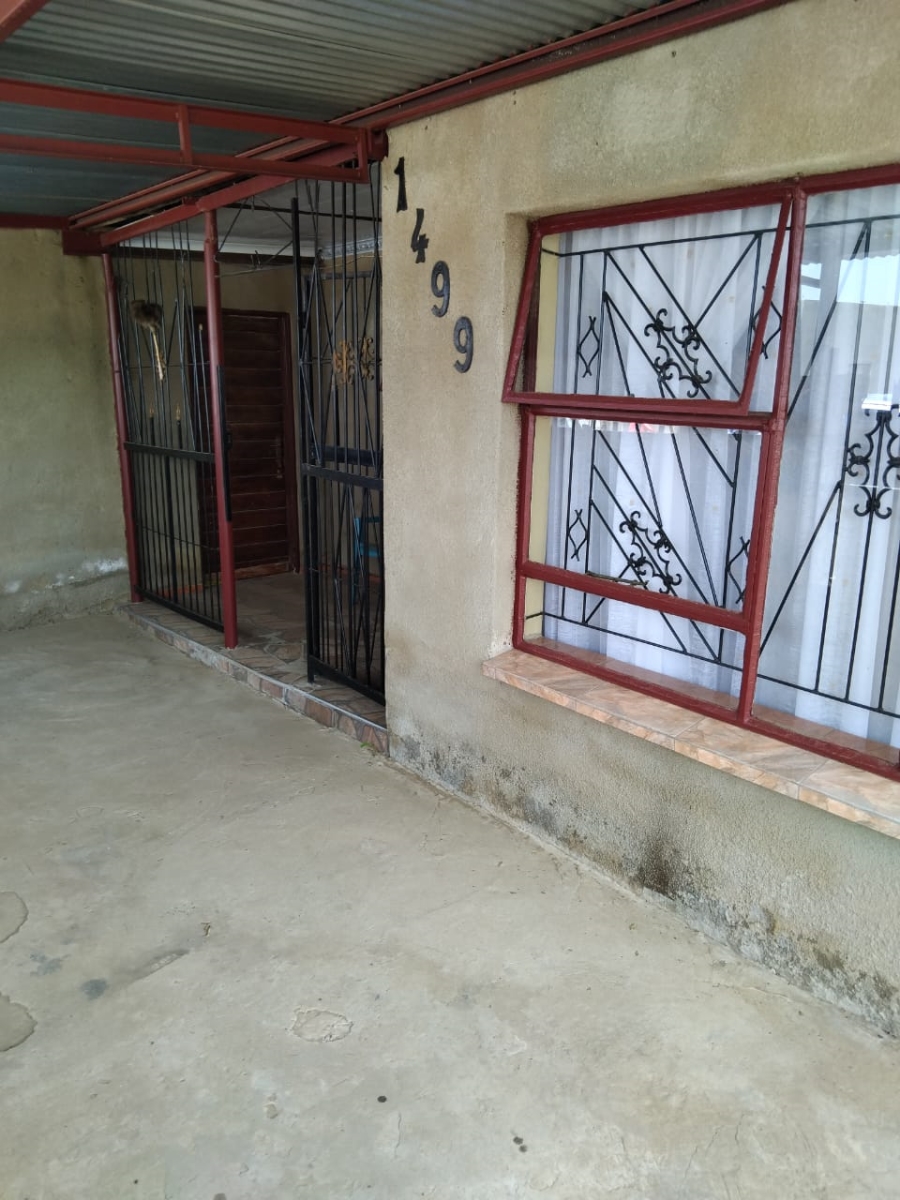 3 Bedroom Property for Sale in Kwakwatsi Free State